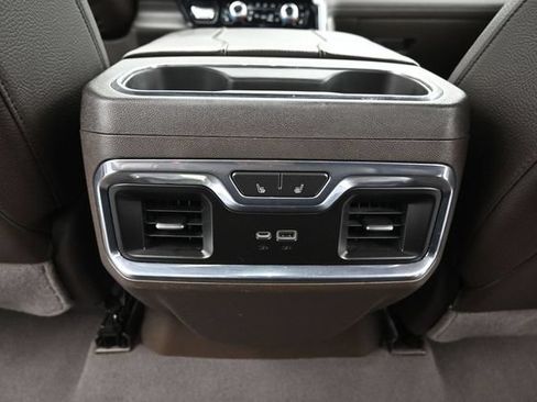 Used 2023 GMC Sierra 1500 Denali w/ Technology Package AWD/4WD image 28