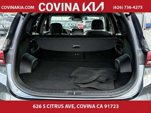 Used 2022 Hyundai Santa Fe SE image 11