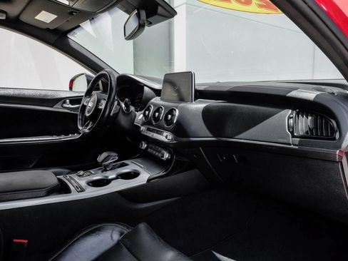 Used 2021 Kia Stinger GT2 RWD image 20