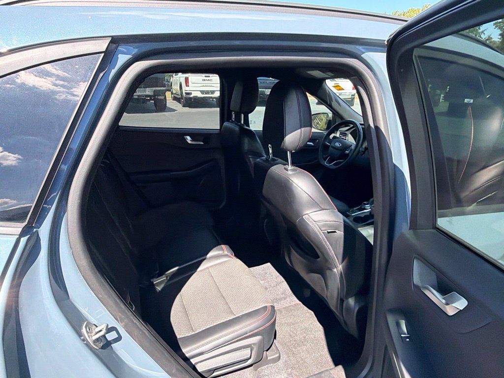 Used 2023 Ford Escape ST-Line w/ Tech Pack #1 FWD image 14