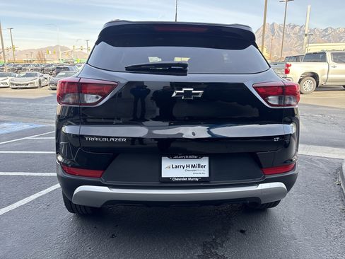 Used 2023 Chevrolet TrailBlazer LT w/ Convenience Package image 4