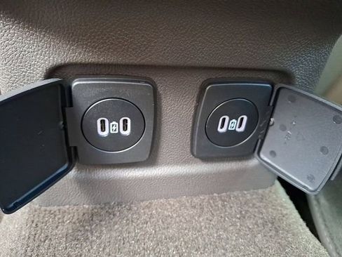 Used 2023 Lincoln Corsair AWD w/ Equipment Group 101A image 11