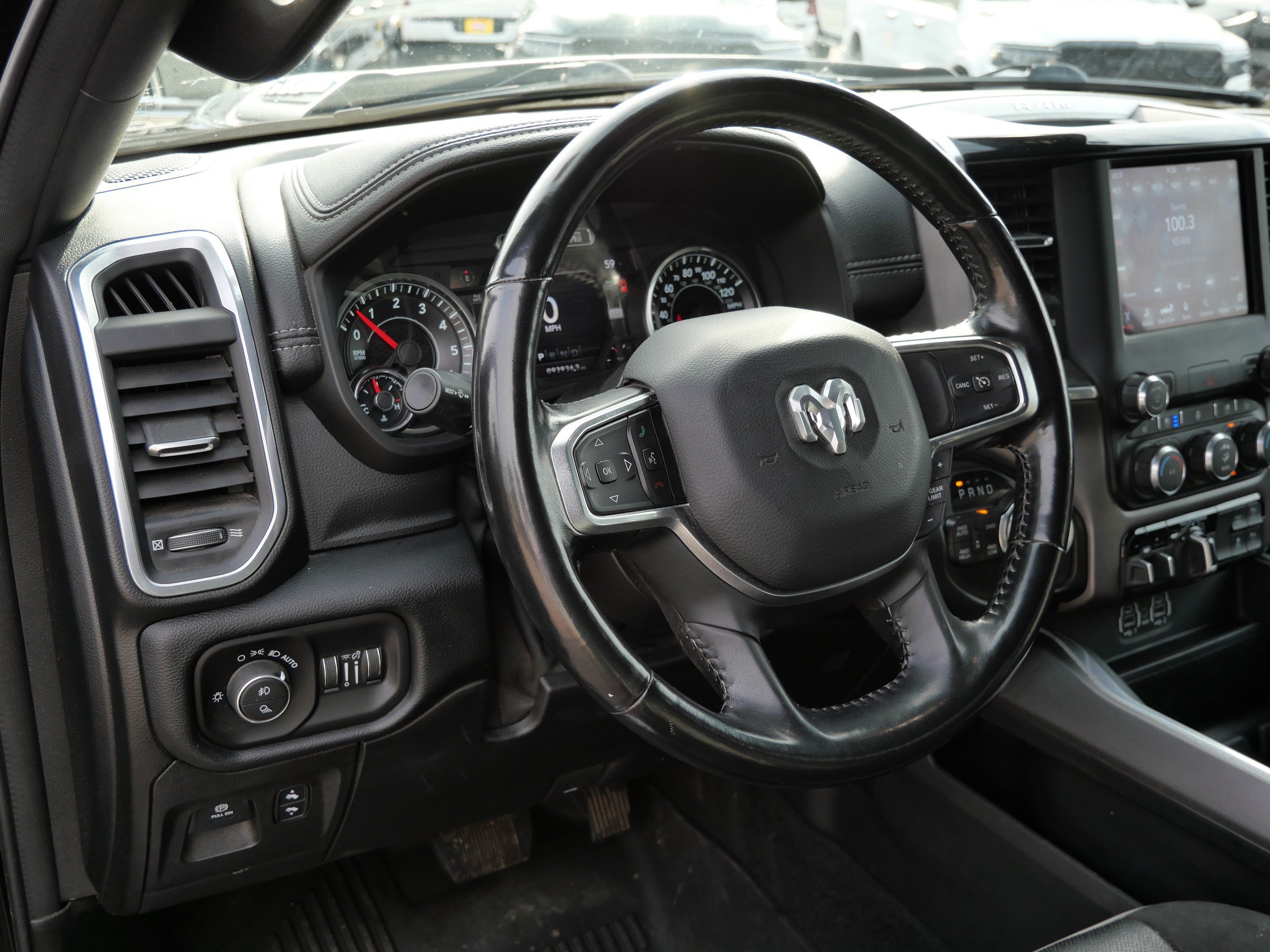Used 2021 RAM 1500 Laramie w/ Sport Appearance Package AWD/4WD image 19