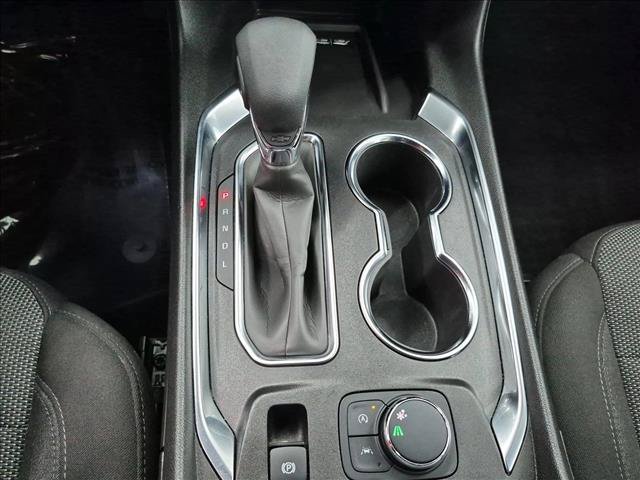 Used 2023 Chevrolet Traverse LT FWD image 8