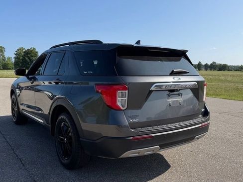 Used 2020 Ford Explorer XLT w/ Equipment Group 202A AWD/4WD image 6