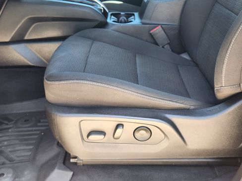 Used 2023 Chevrolet Colorado LT w/ LT Convenience Package II AWD/4WD image 27