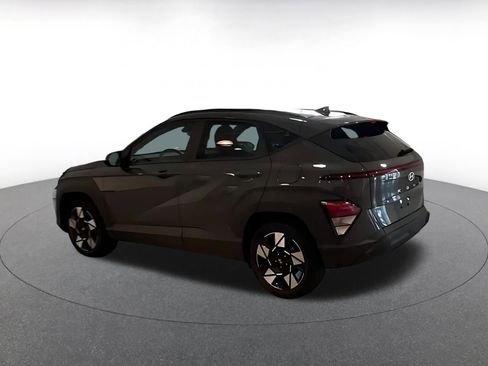 Used 2025 Hyundai Kona SEL image 14