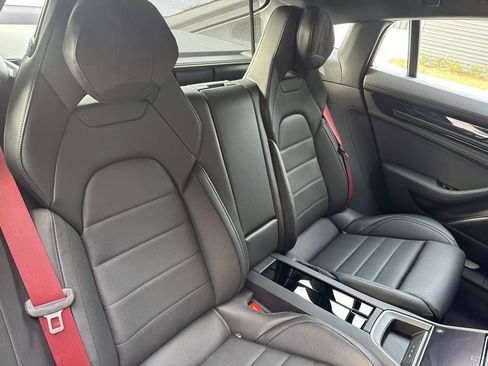 New 2026 Porsche Panamera image 14