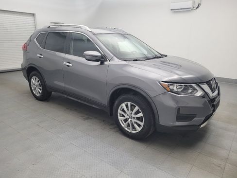 Used 2018 Nissan Rogue SV AWD/4WD image 11