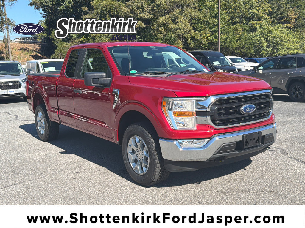 Used 2022 Ford F150 XLT AWD/4WD image 1