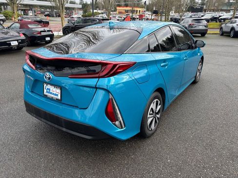 Used 2018 Toyota Prius Prime Plus image 5