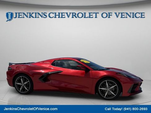 Used 2021 Chevrolet Corvette Stingray Preferred Conv w/ 2LT RWD image 2