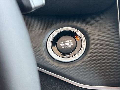 New 2025 Jeep Grand Cherokee Altitude image 22