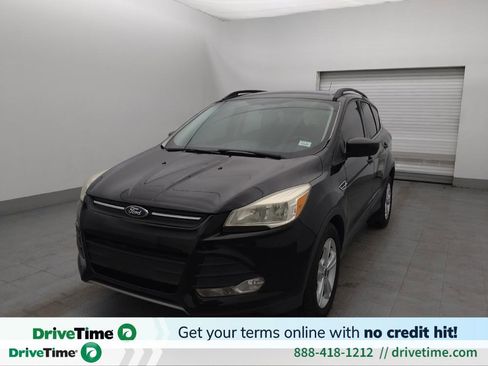 Used 2015 Ford Escape SE w/ Equipment Group 201A image 1