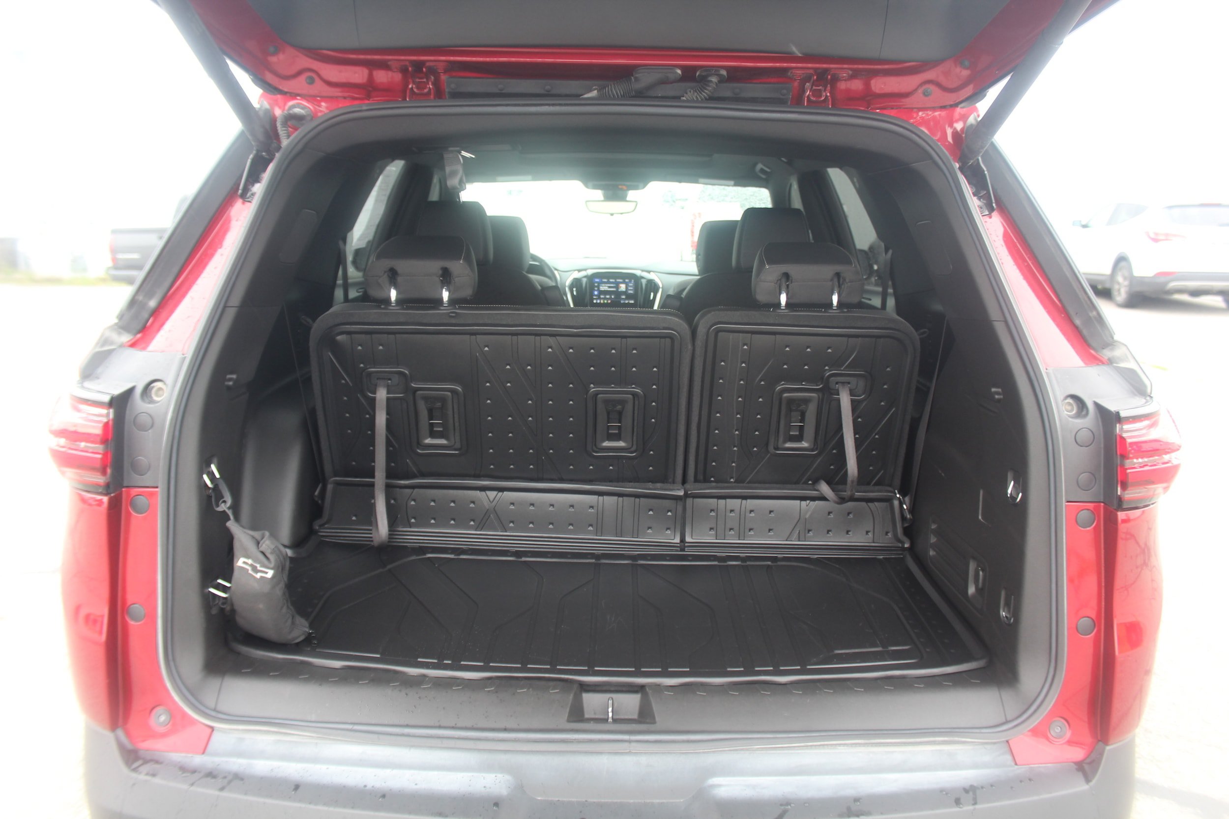 Used 2023 Chevrolet Traverse LT w/ LT Premium Package AWD/4WD image 20