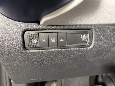 New 2026 Chevrolet Equinox EV LT image 20