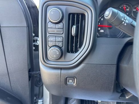 Used 2026 Chevrolet Silverado 2500 Custom w/ Custom Value Package image 19