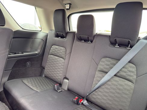 Certified 2024 Nissan Pathfinder SV image 34