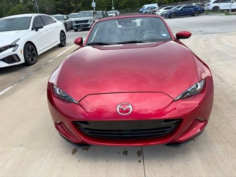 Used 2022 MAZDA MX-5 Miata RF Grand Touring RWD image 10