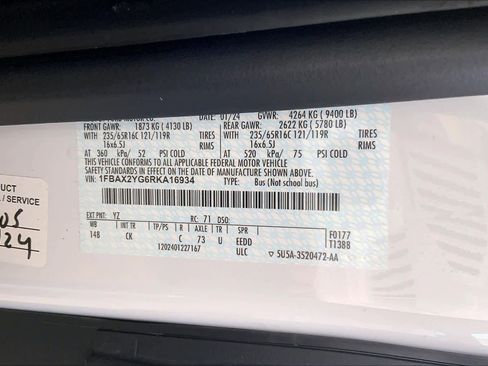 Used 2024 Ford Transit 350 XLT image 31