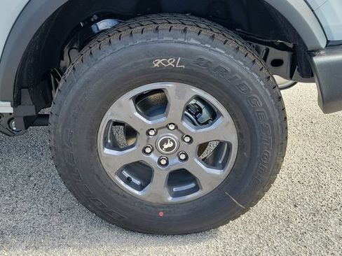 New 2026 Ford Bronco 2-Door AWD/4WD image 7