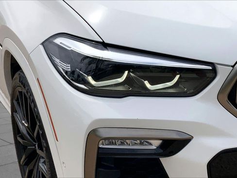 Used 2021 BMW X6 M50i w/ Premium Package AWD/4WD image 28