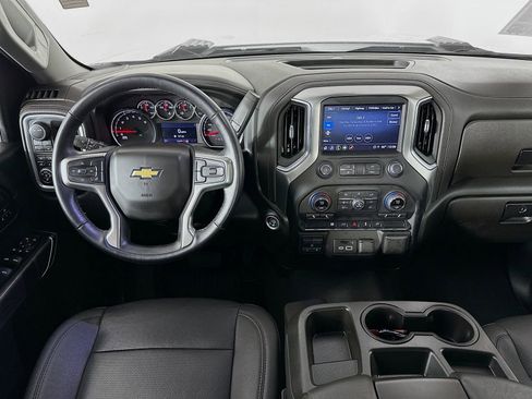 Used 2022 Chevrolet Silverado 2500 LTZ w/ Gooseneck/5TH Wheel Package image 23