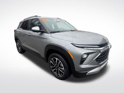 Used 2025 Chevrolet TrailBlazer LT image 10