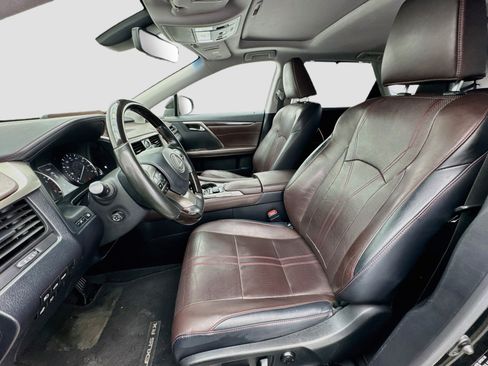 Used 2019 Lexus RX 350L Luxury w/ Accessory Package FWD image 13