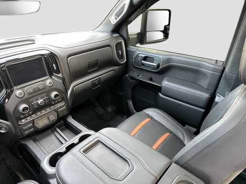 Used 2020 GMC Sierra 2500 AT4 w/ AT4 Premium Package AWD/4WD image 25