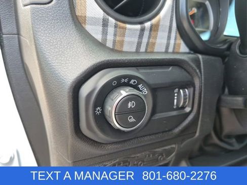 New 2026 Jeep Gladiator Sport AWD/4WD image 15