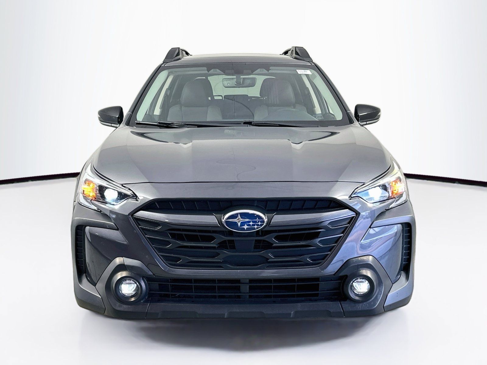 Used 2024 Subaru Outback Premium AWD/4WD image 2