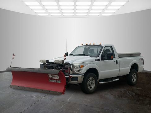 Used 2011 Ford F350 XLT w/ XLT Interior Pkg AWD/4WD image 7