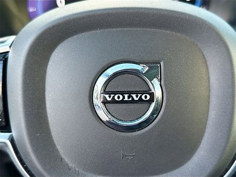 Used 2023 Volvo XC90 B5 Plus w/ Protection Package Premier image 13