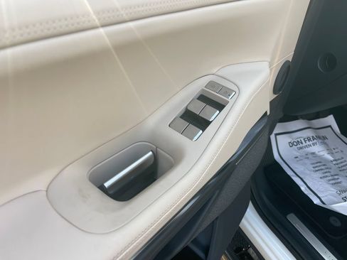 New 2027 Lincoln Navigator Reserve AWD/4WD image 11