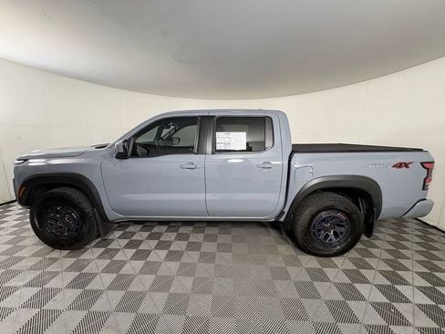 Used 2025 Nissan Frontier PRO-4X w/ Pro Premium Package image 4