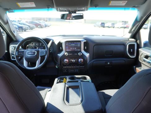 Used 2023 GMC Sierra 3500 SLE w/ SLE Convenience Package AWD/4WD image 9