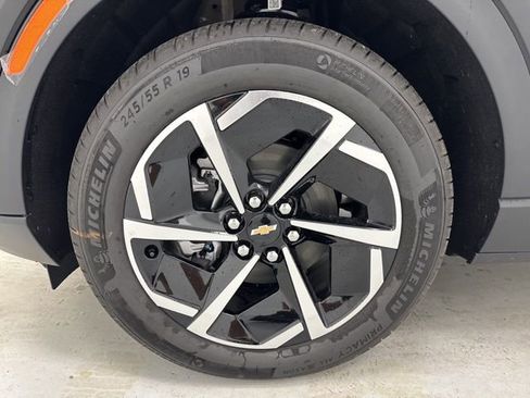 New 2026 Chevrolet Equinox EV LT w/ Comfort Package image 36