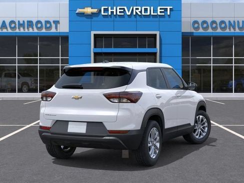 New 2026 Chevrolet TrailBlazer LS FWD image 4