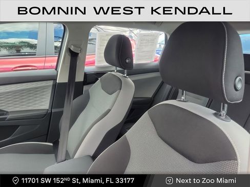 Used 2024 Volkswagen Taos S image 8