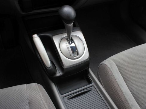 Used 2010 Honda Civic LX image 21
