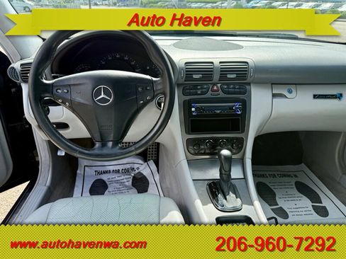 Used 2004 Mercedes-Benz C 230 Sedan image 8