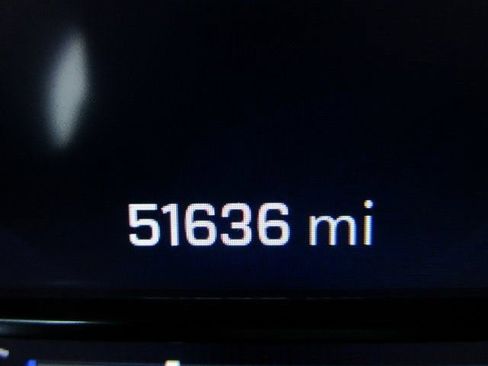 Certified 2023 Chevrolet Suburban Premier image 14