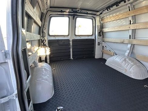 Used 2024 GMC Savana 2500 w/ Driver Convenience Package image 13