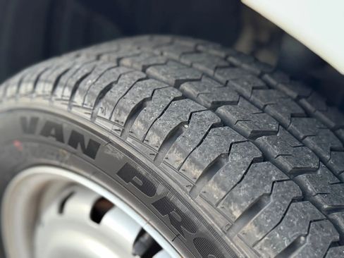 Used 2020 Nissan NV200 S w/ Back Door Glass Package image 23