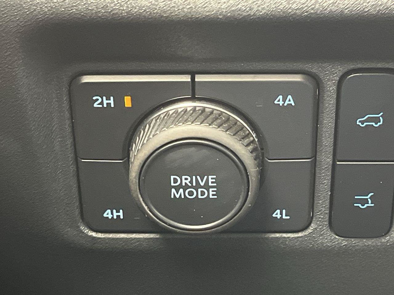 Certified 2025 Ford Expedition Active AWD/4WD image 20