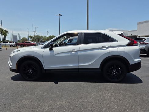Used 2023 Mitsubishi Eclipse Cross LE AWD/4WD image 4