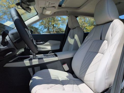 New 2026 Nissan Sentra SL w/ Floor Mat Package FWD image 10