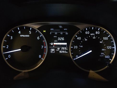 Used 2025 Nissan Versa S w/ Trunk Package FWD image 23