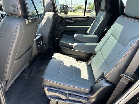 New 2026 GMC Yukon AT4 w/ AT4 Premium Plus Package AWD/4WD image 27